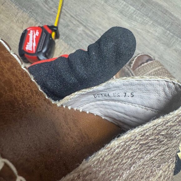 Good Choice Deana Natural Tone Wedge Slide Sandals Women's Size 7.5 - Picture 5 of 7